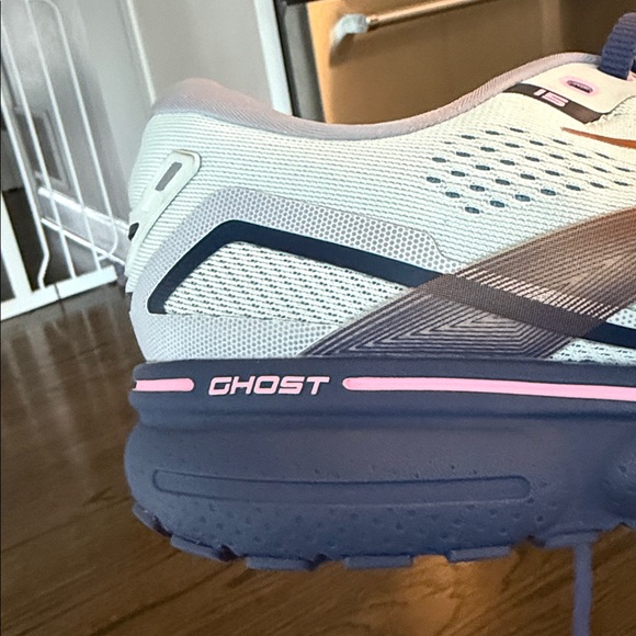 Brooks Ghost shoes - Picture 5 of 5